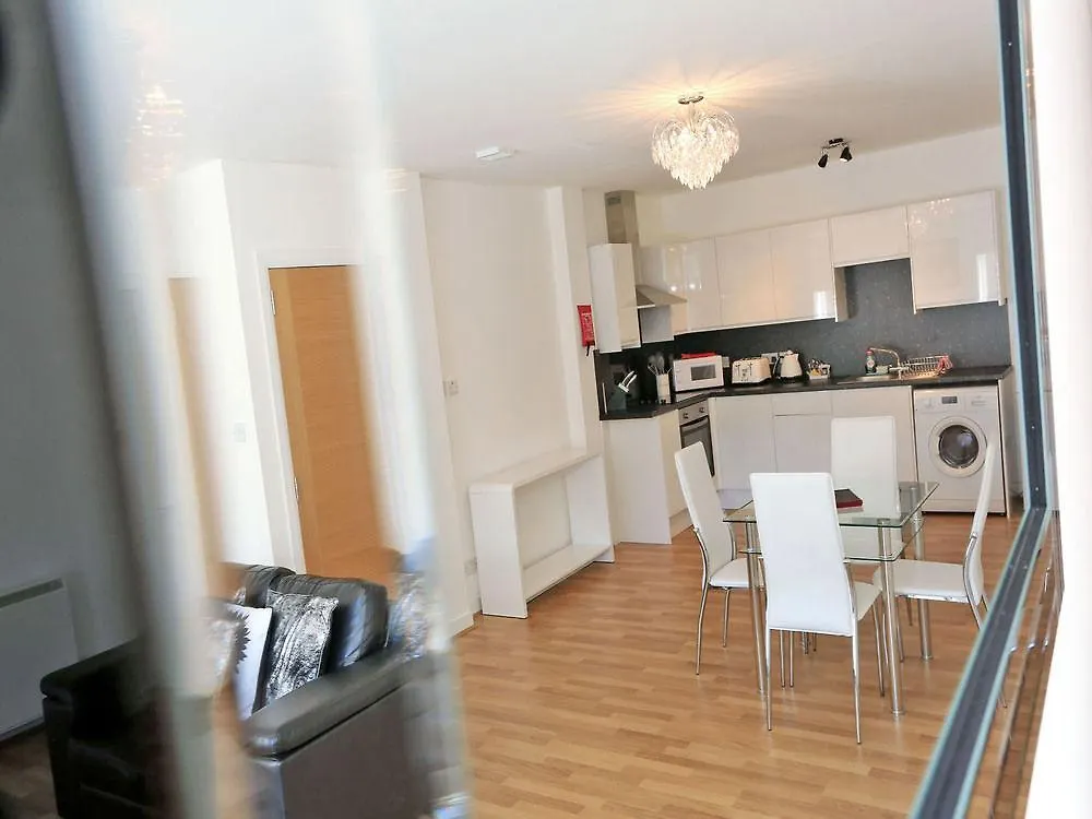 Hotel Virtue Apartments - The Galleria Aberdeen