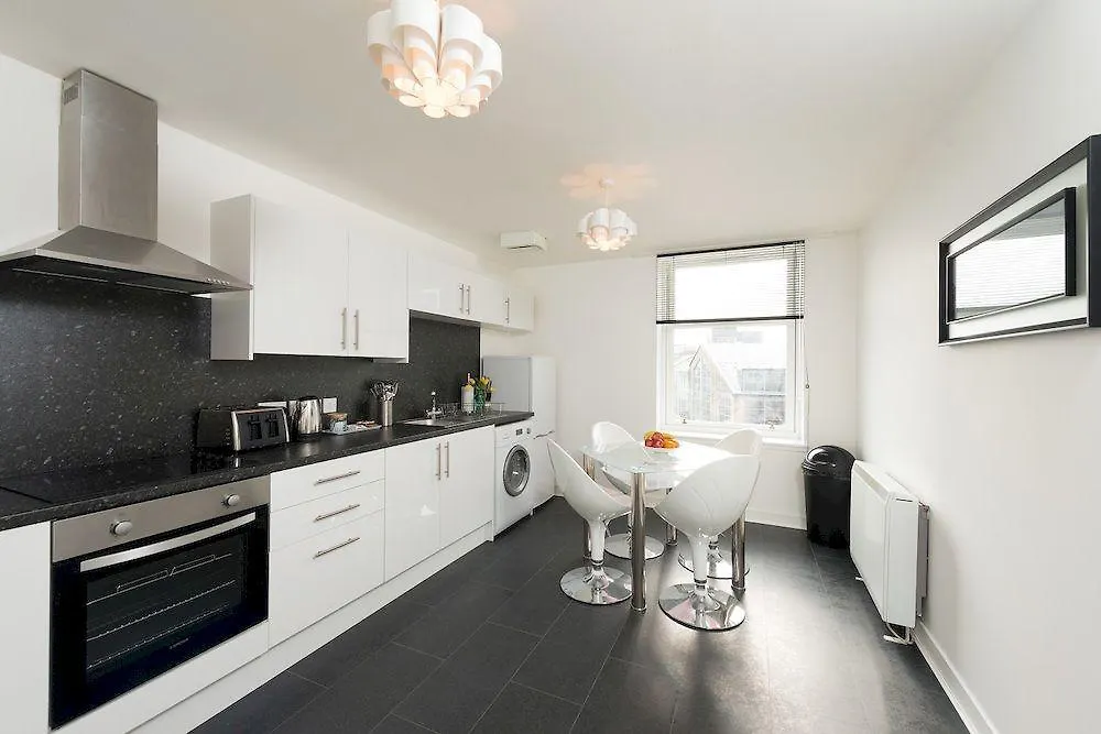 Virtue Apartments - The Galleria Aberdeen 0*,